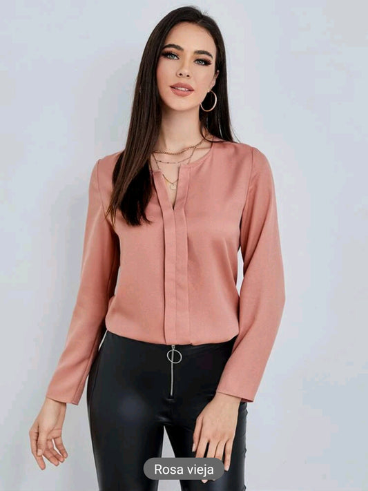 Blusa unicolor de cuello V