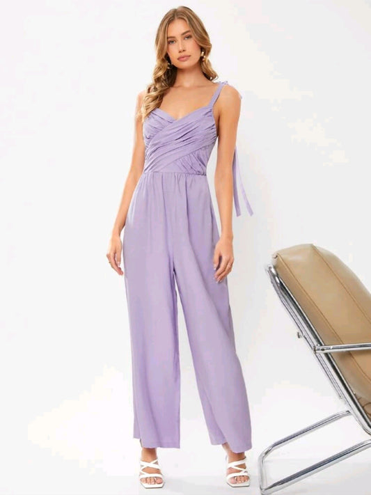 Enterizo de tirantes ajustables, con drapeado en cintura