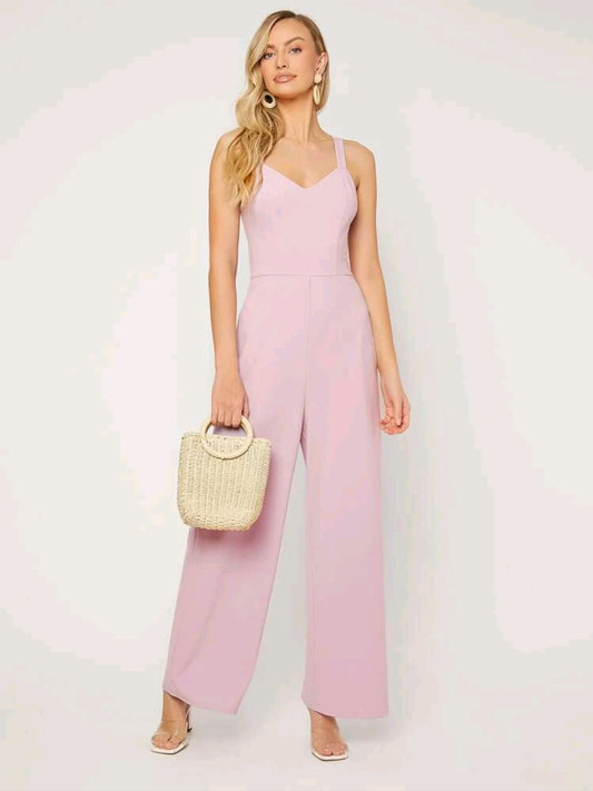 Enterizo de tirantes de pierna ancha, de espalda abierta con cordon