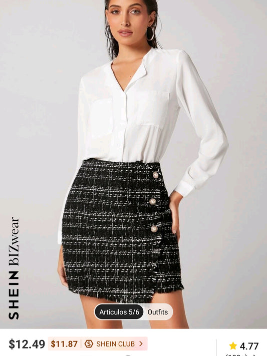 Falda de talle alto con patron de cuadros, con boton tweed, con cierre