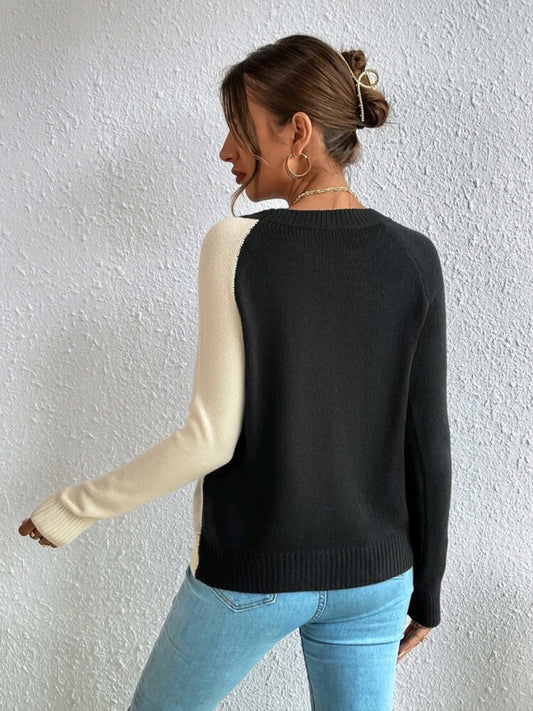 Sueter tejido con patron floral, de color combinado