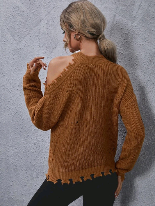 Sueter  tejido con cuello asimetrico rasgado