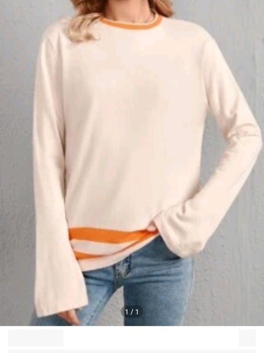 Sueter tejido de cuello redondo y mangas anchas