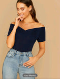 Cargar la imagen en la vista de la galería, Blusa unicolor de hombros descubiertos
