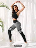 Cargar la imagen en la vista de la galería, Leggings deportivos con estampado de rayas
