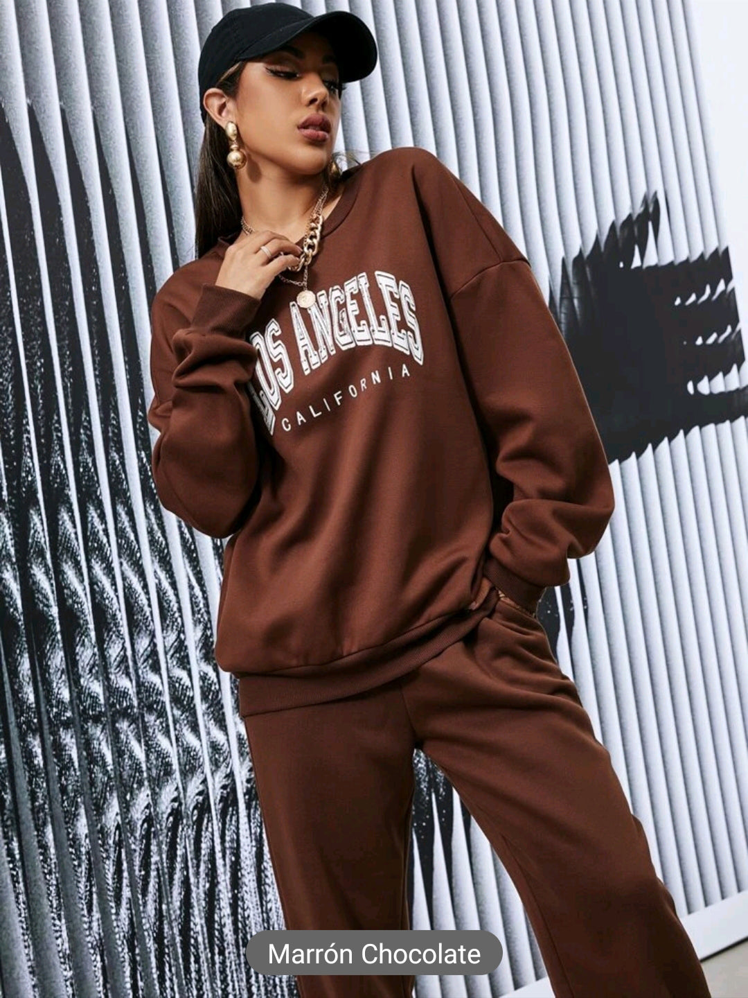 Conjunto deportivo con estampado de letra