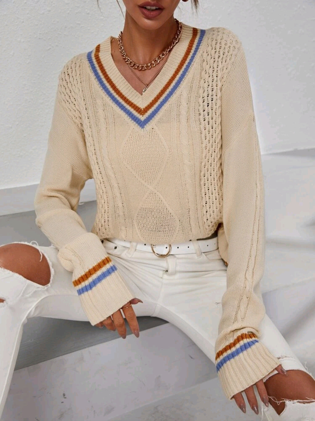 Sueter tejido en cuello V